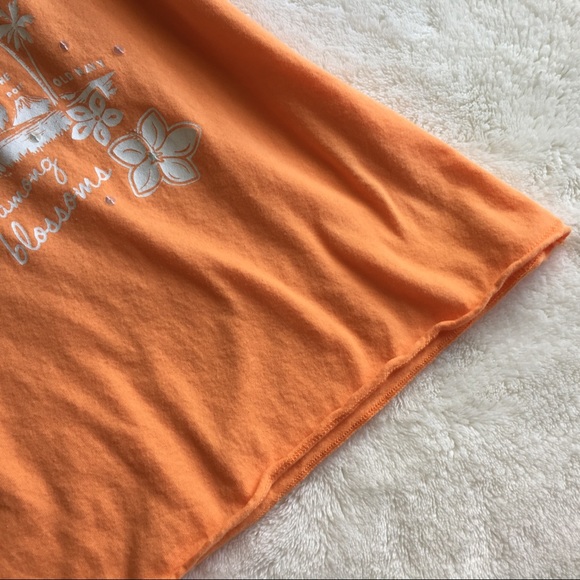 {OLD NAVY} Hula Girl Embellished Graphic Print Tee - Picture 5 of 8